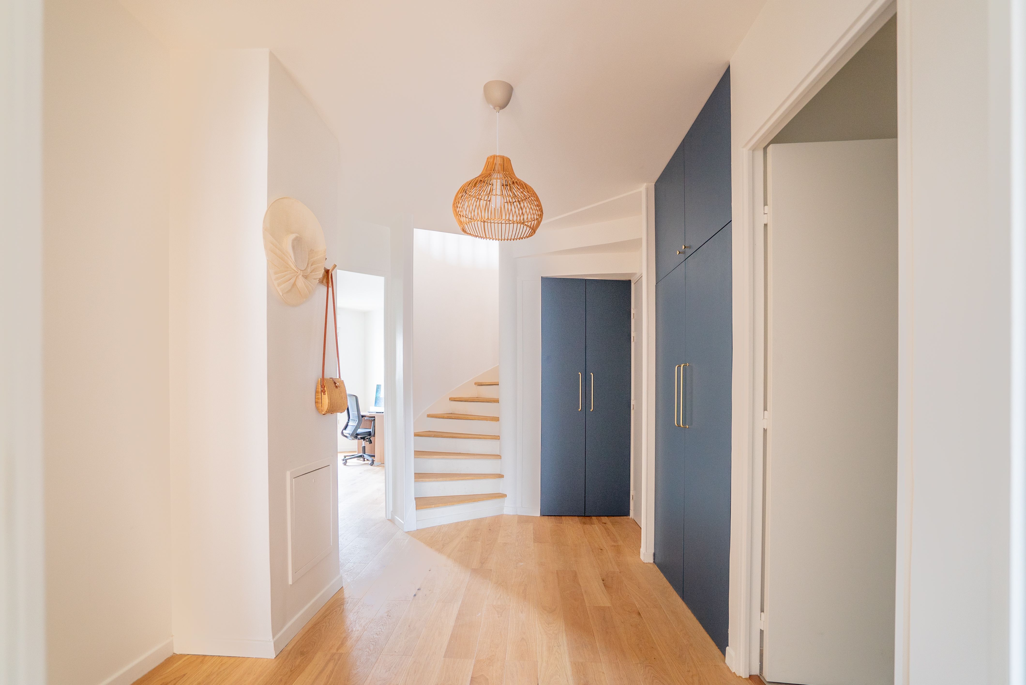 Location Loue meublé un superbe Duplex neuf de 108m² + 20m² de terrasse exposé plein Sud,