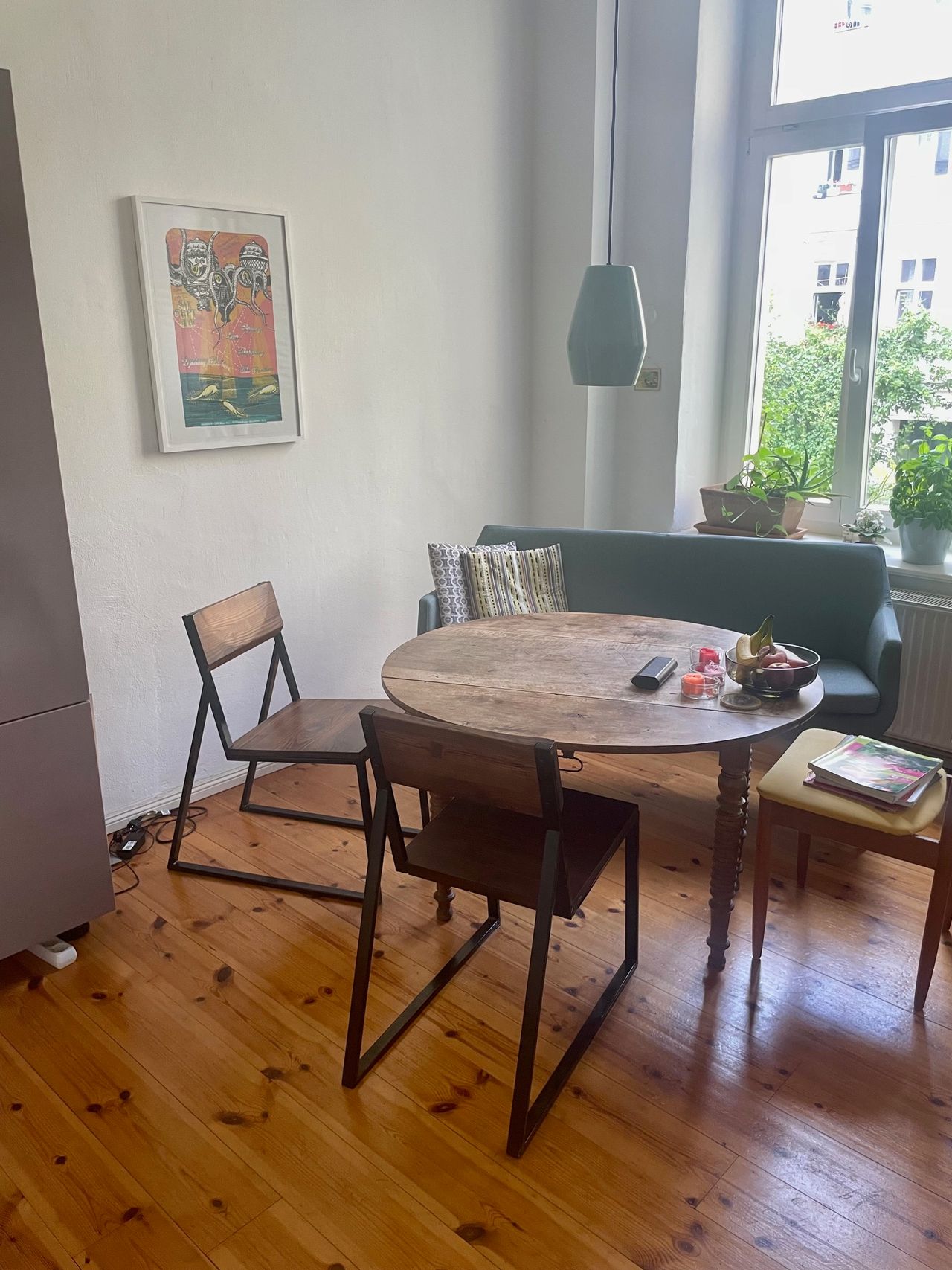 Neat & gorgeous flat in popular area