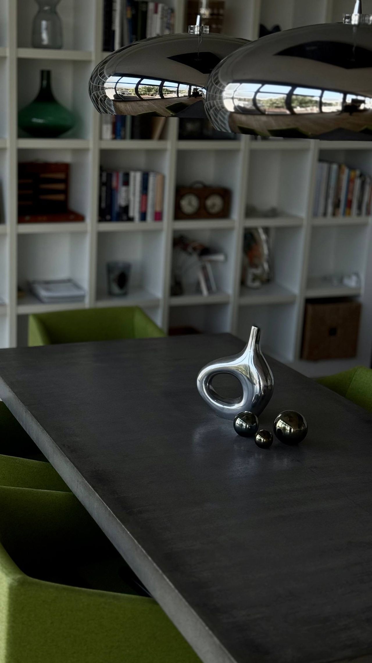 Exclusive, fully furnished 3-room penthouse in Cologne-Efferen - just 15 minutes from the city center