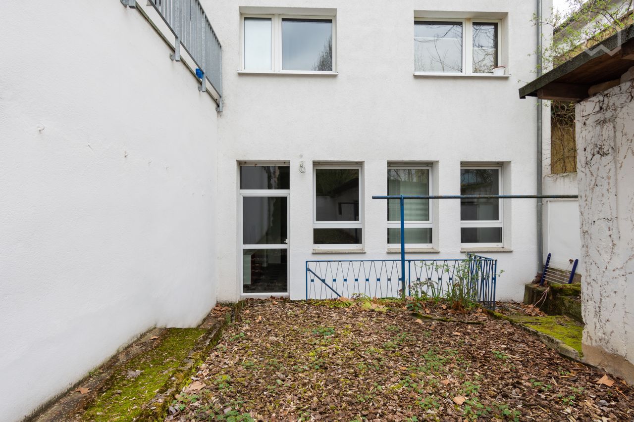 Quiet, fashionable studio in Frankfurt am Main