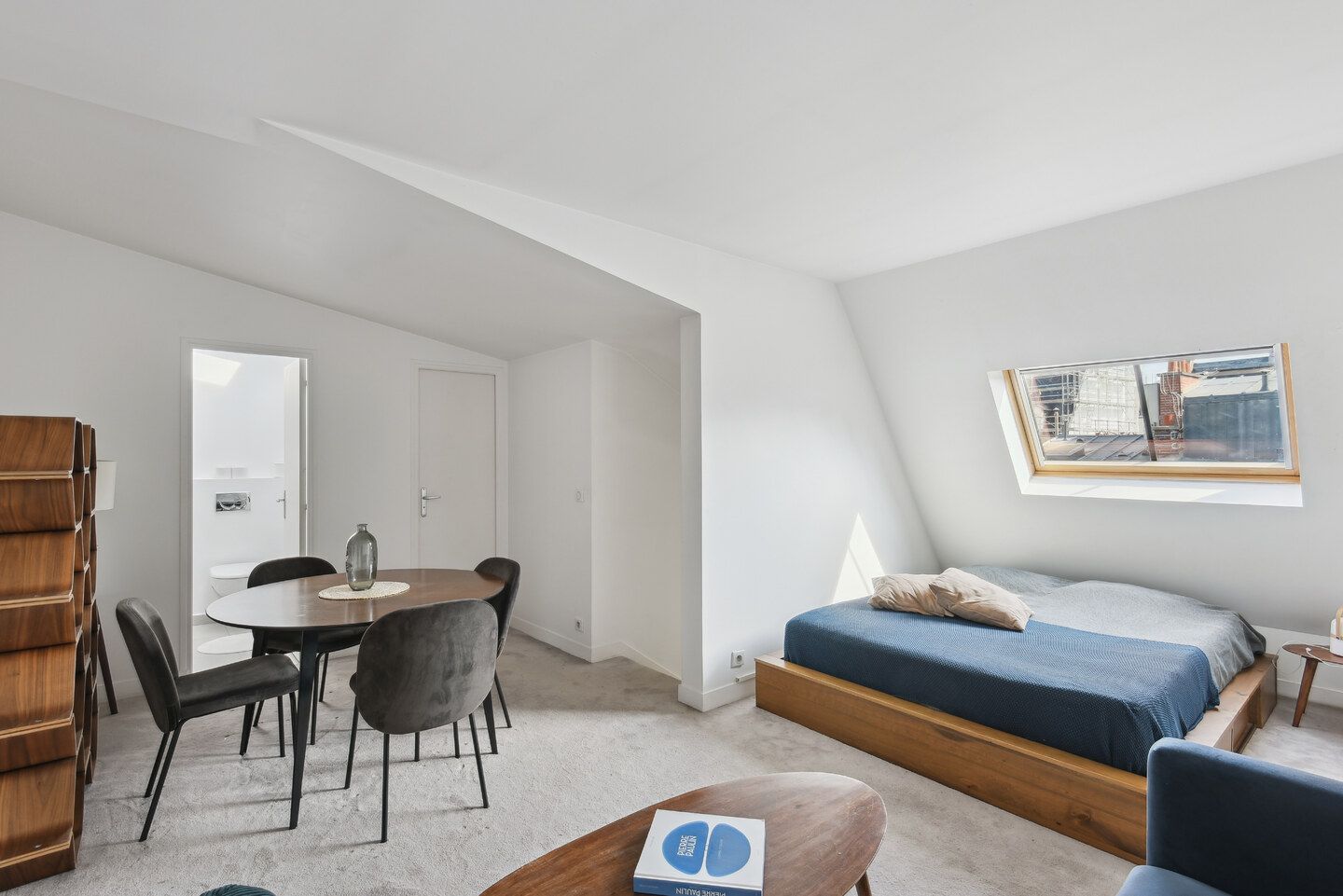 Location ID 373 Champs Elysees / rue Marbeuf (loyer tout inclus)