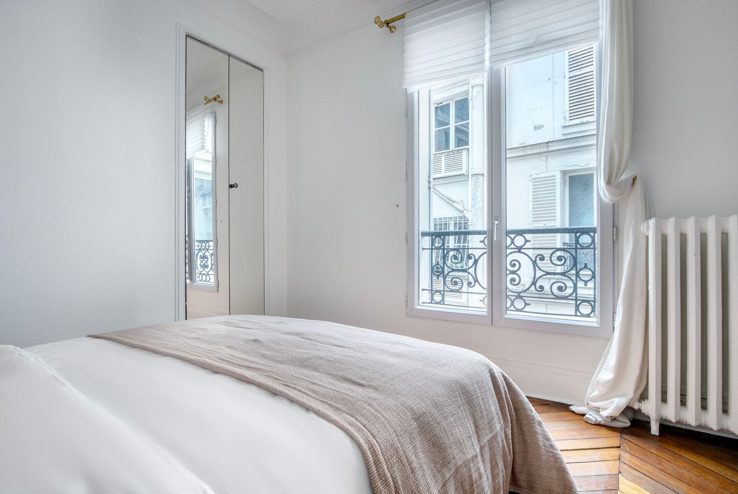 Location Appartement élégant de 2 chambres au cœur de Paris (loyer tout inclus)