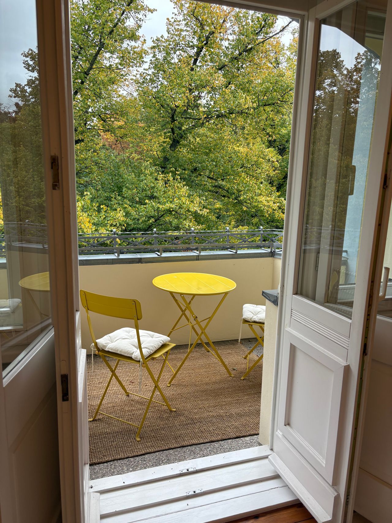 Berlin Modern Art Living – Stylishly Furnished Apartment