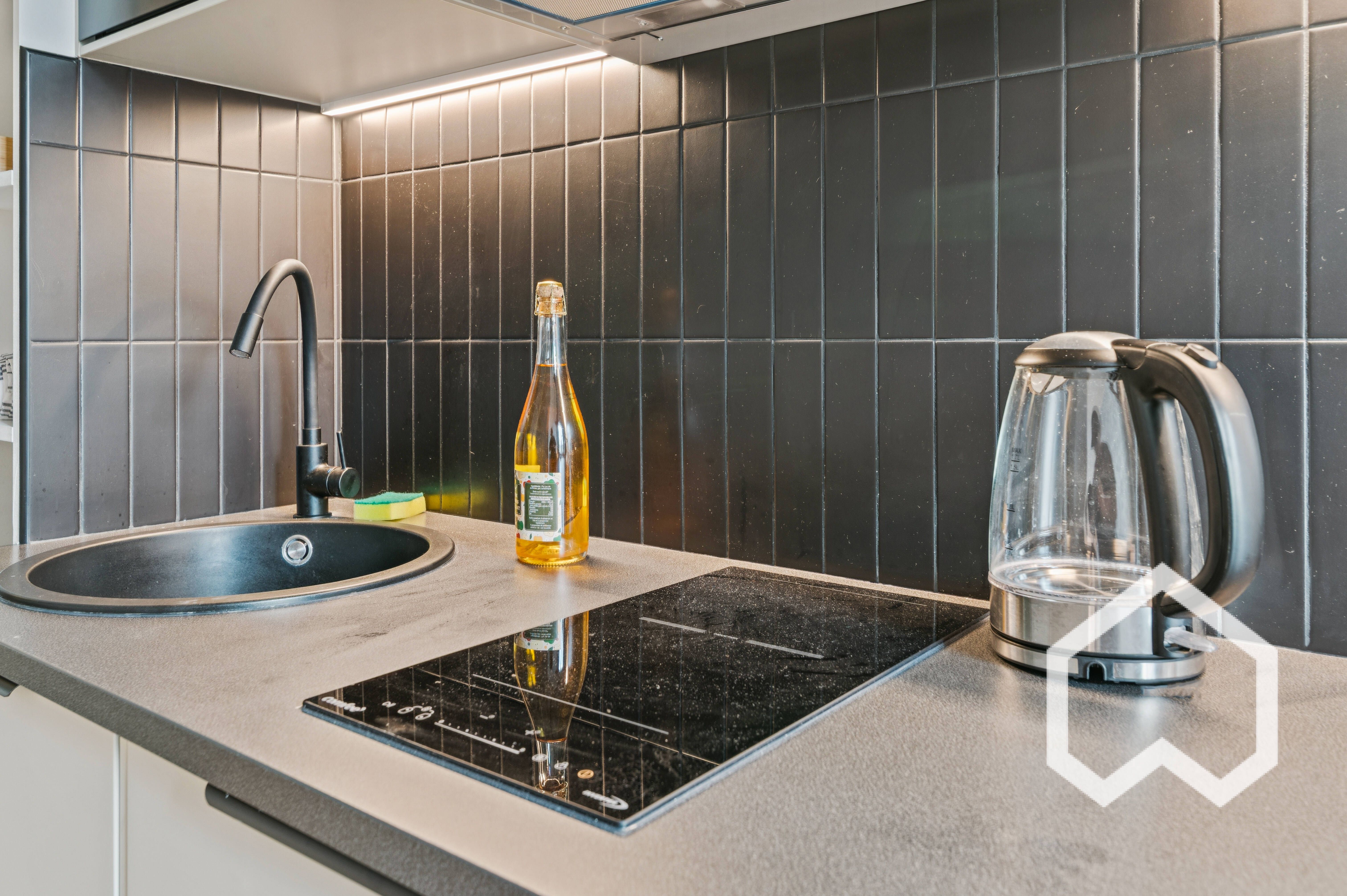 Location Studio 12m² - Quartier Latin - Odéon (loyer tout inclus)