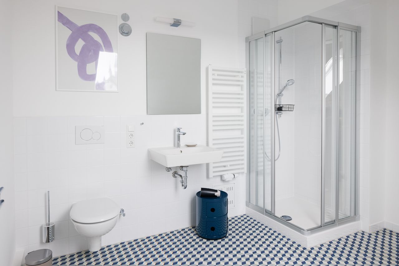 Furnished short-term studio in city centre