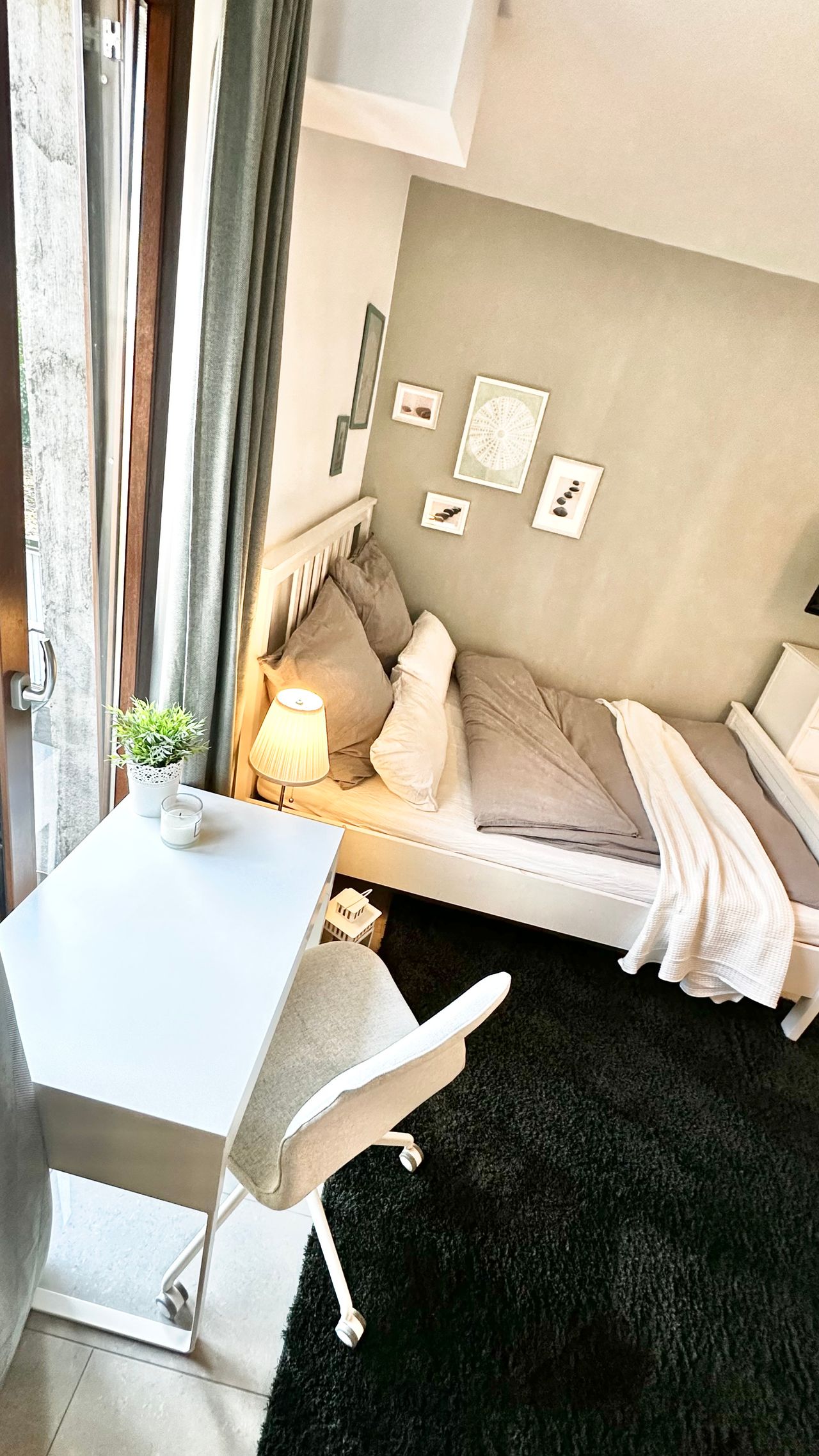 Lovely, stylish studio in Cologne close to rhine and Autobahn & public tansportation