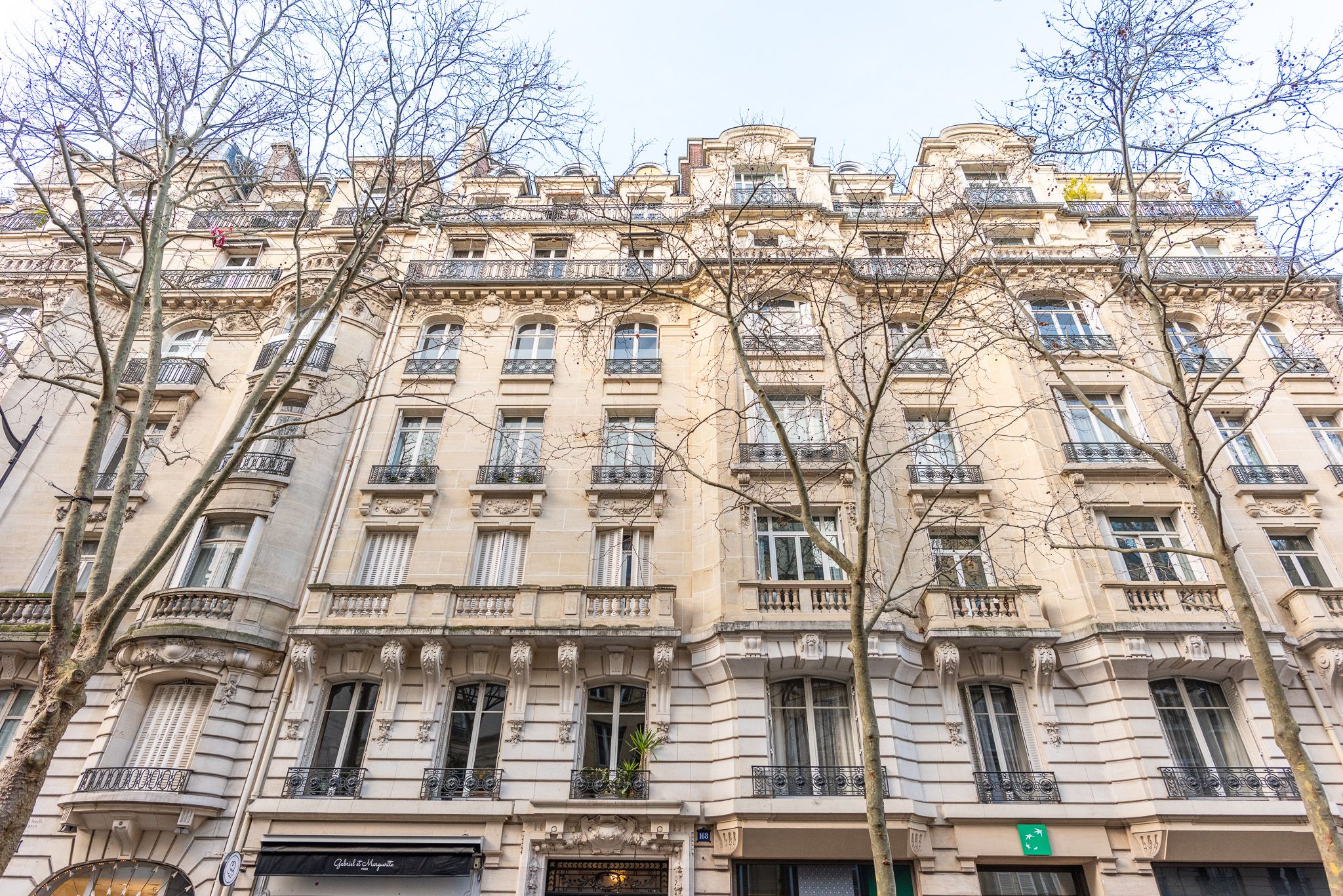 Location Studio de standing clé en main – Avenue Victor Hugo, Paris 16e (loyer tout inclu