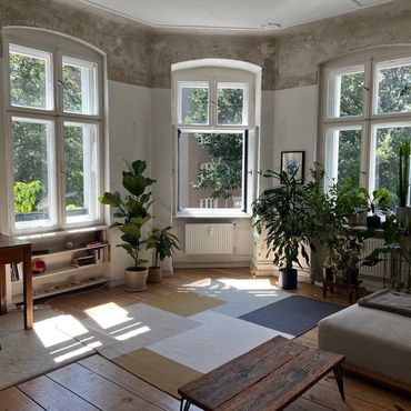 Bright, two rooms altbau in quiet area of Neukölln in Neukölln