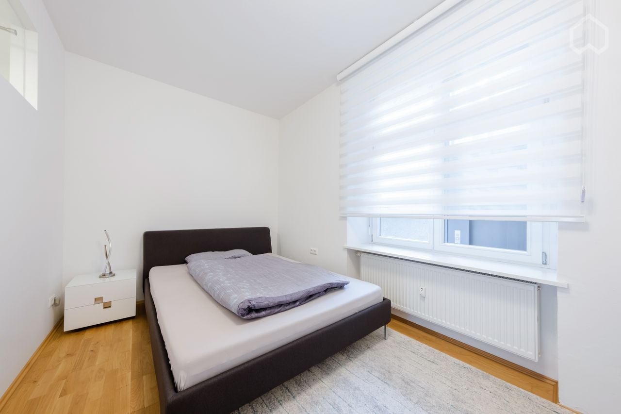 Beautiful 2-Room flat in München (very central)