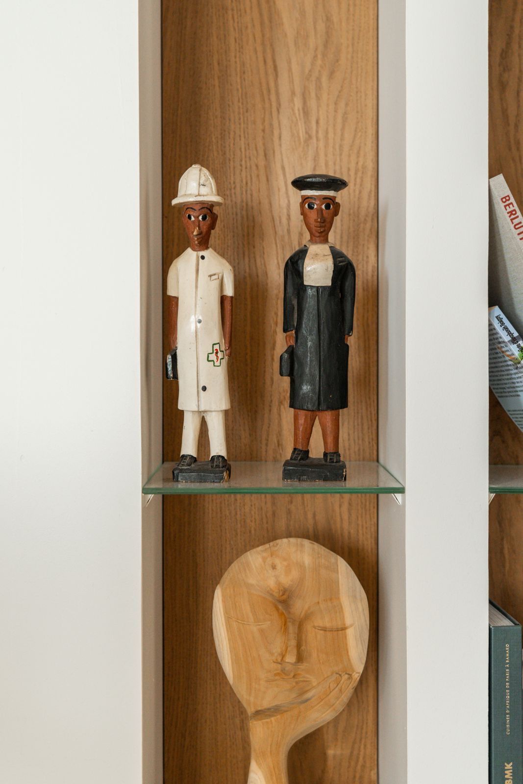 Appartement haut standing décoré par architecte – Élégance et confort à deux pas de La Défense (loyer tout inclus) Puteaux