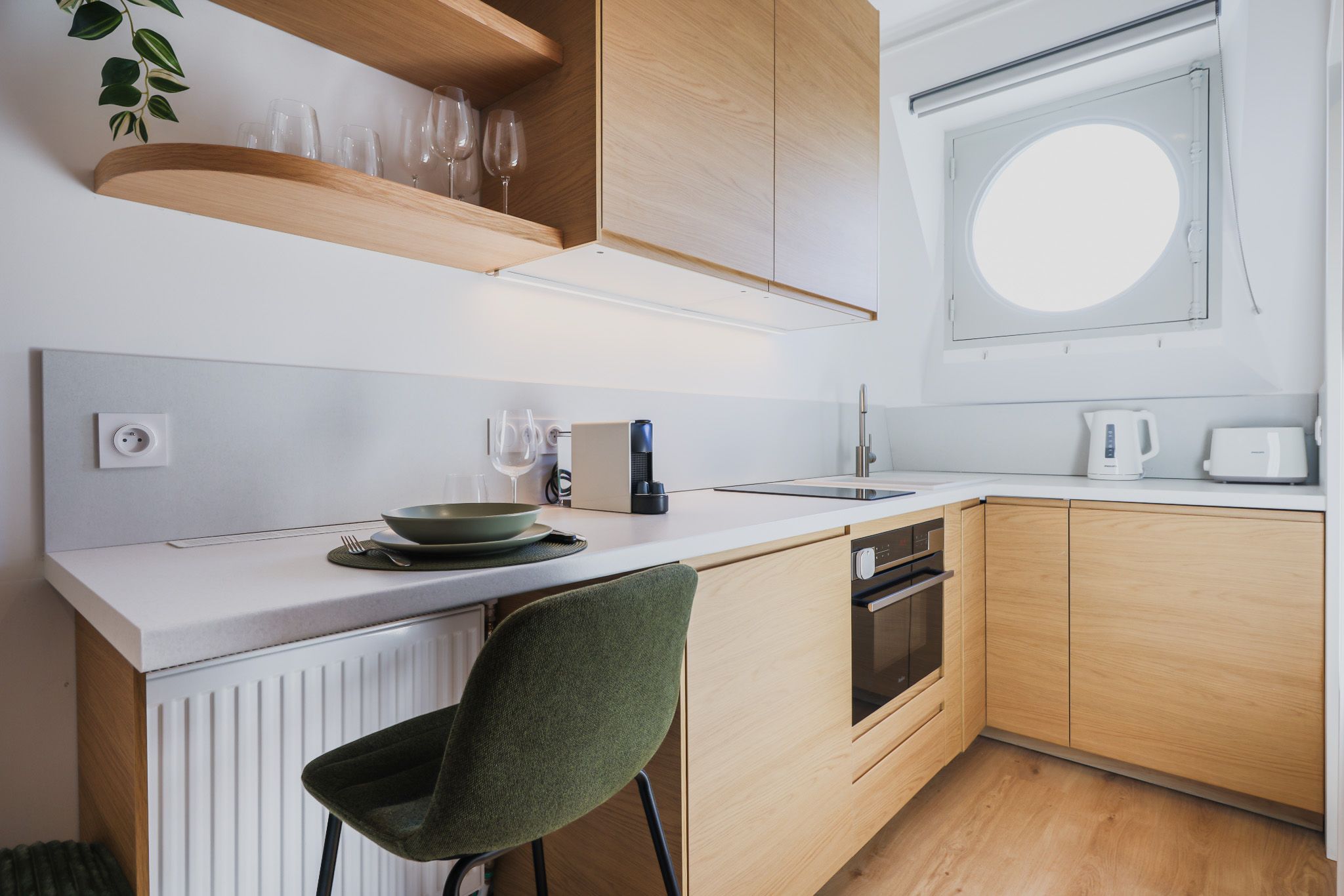 Studio pour 2 avec vue Tour Eiffel (loyer tout inclus) Paris