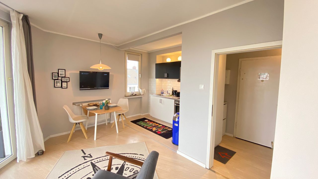 Cute apartment located centrally over the roofs of Duesseldorf Pempelfort.