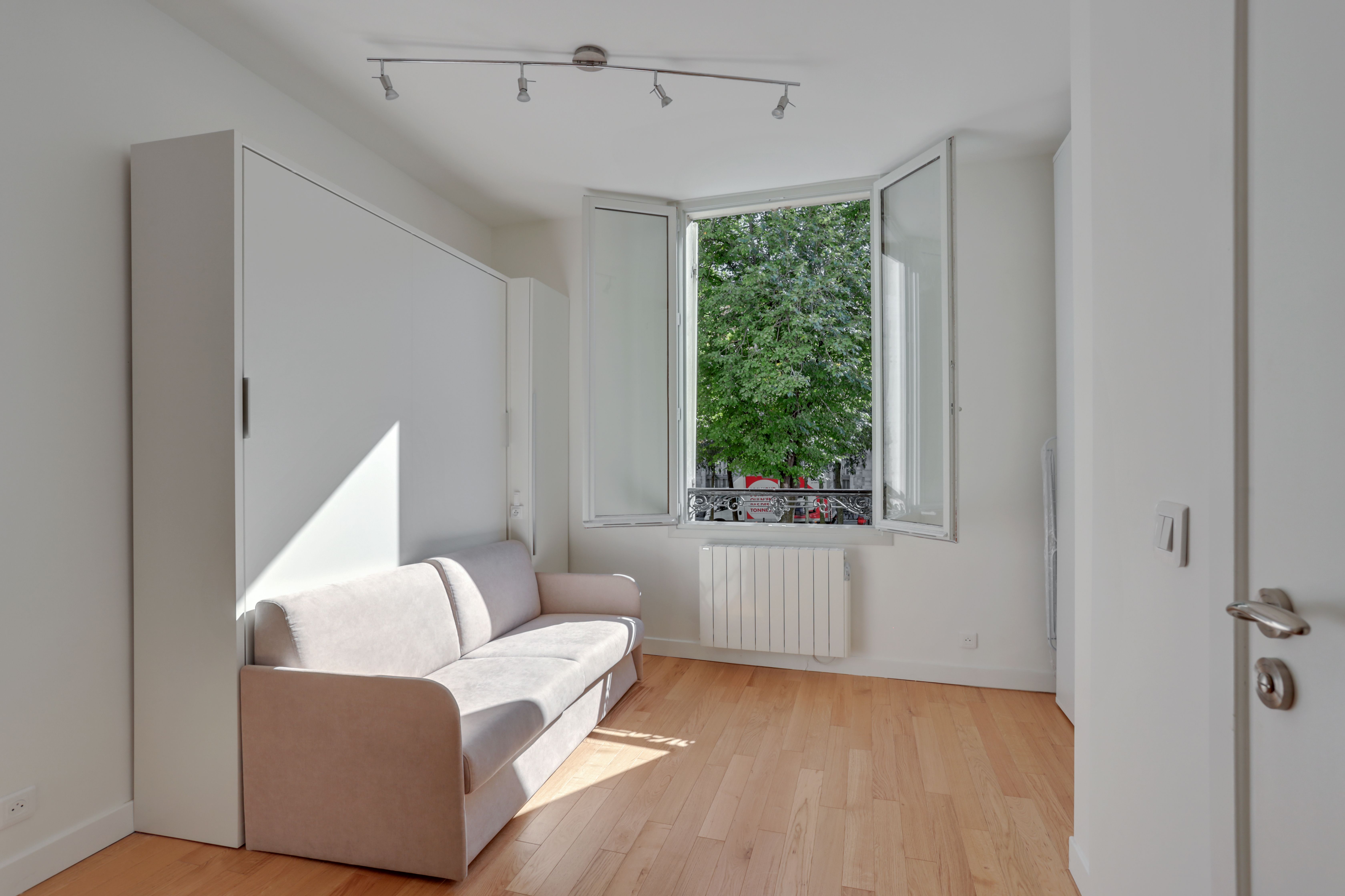 Location Bright Sudio Batignolles (loyer tout inclus)