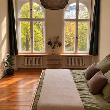 Waterfront Apartment with Balcony and Fireplace in Neukölln