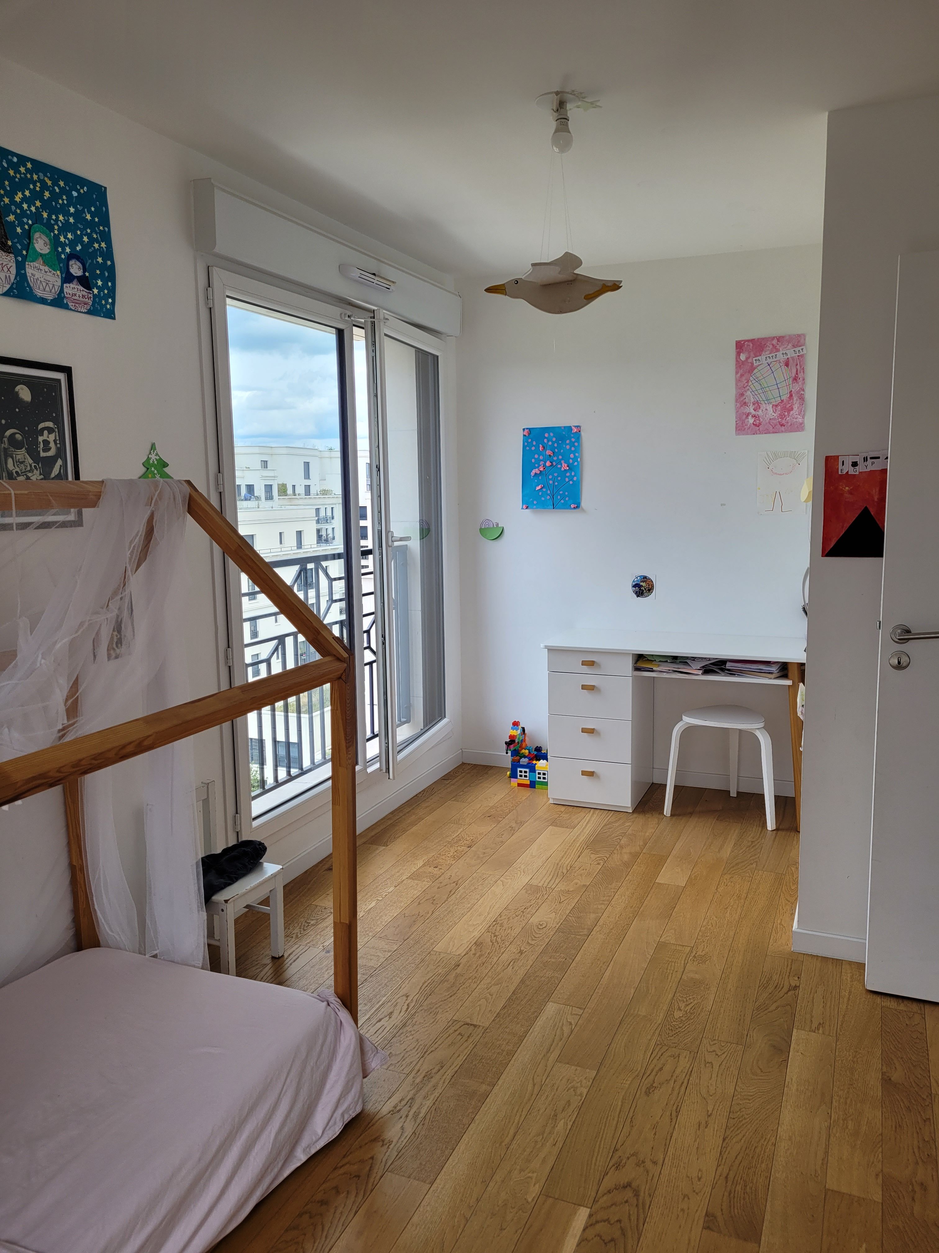 Location Duplex familial lumineux - avec Ascenseur - grandes terrasses végétalisées - vue