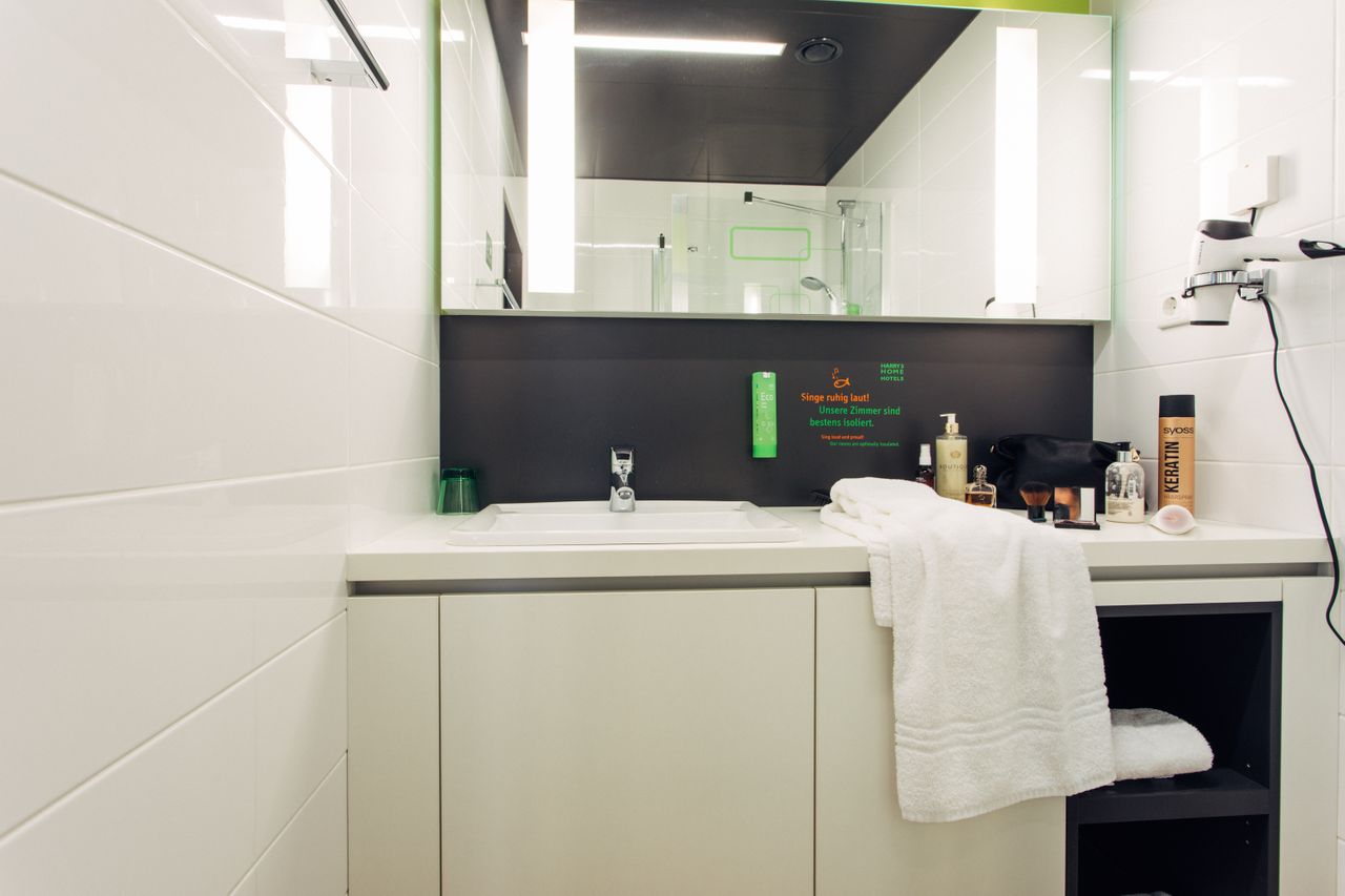 Wonderful and cozy studio at the Moosacher Bahnhof with the comfort of a hotel