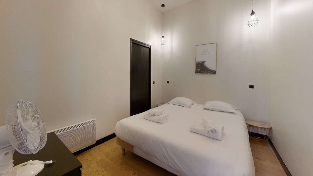 Location Appartement rue Claude Decaen, Paris (loyer tout inclus)
