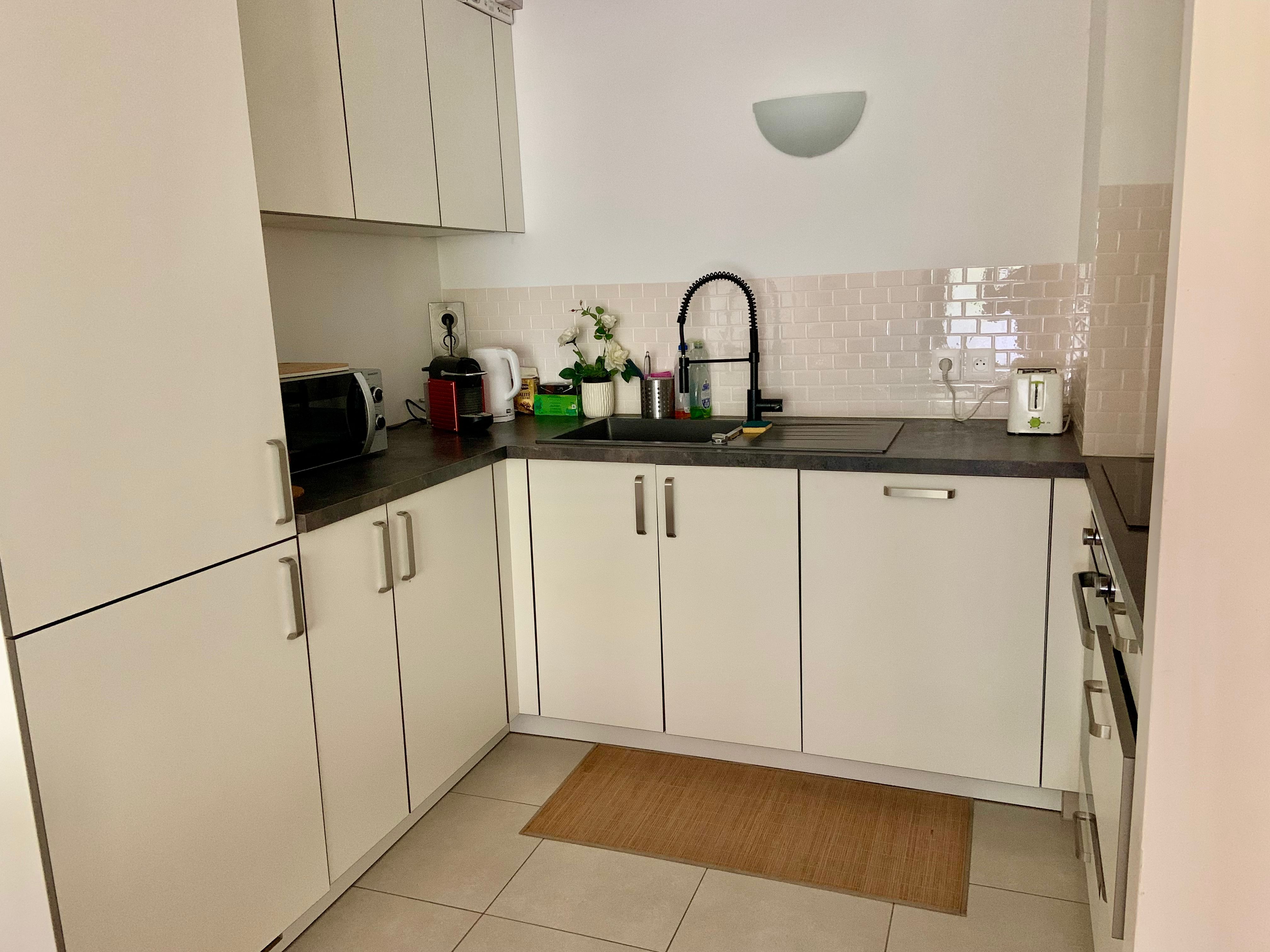 Proximité Paris, Chaleureux, Facile en Transport (loyer tout inclus) Colombes