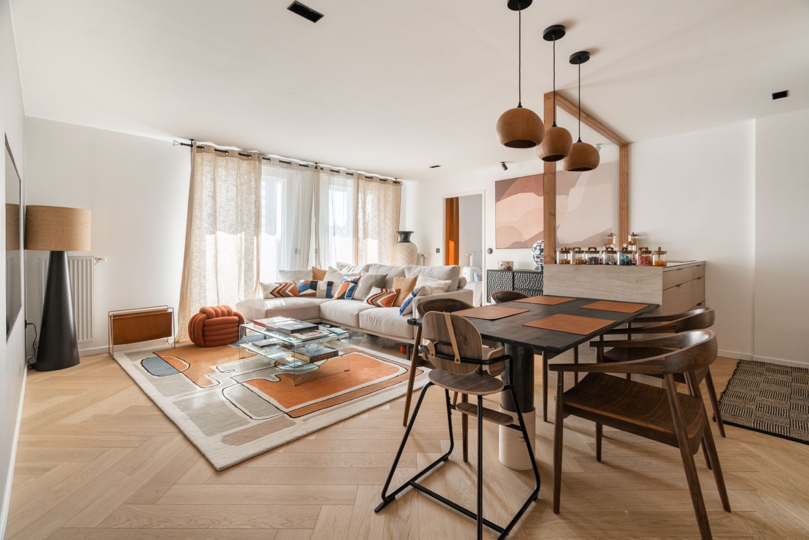 Location Appartement haut standing décoré par architecte – Élégance et confort à deux pas
