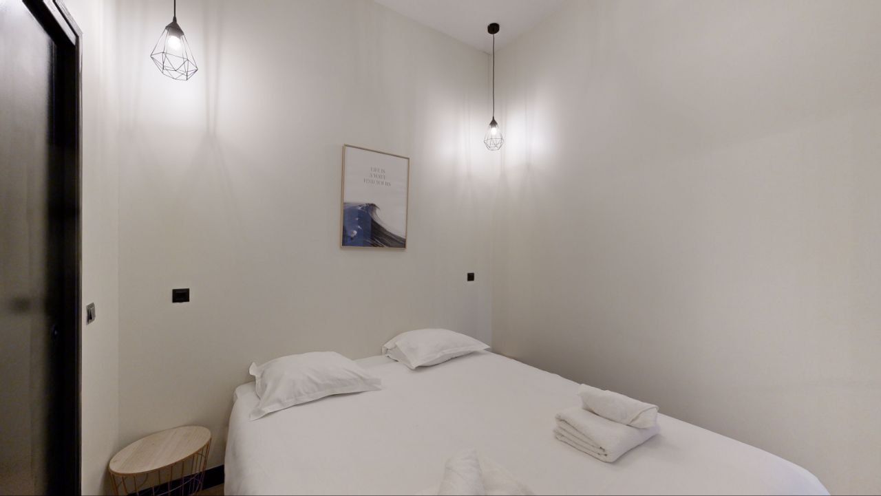 Location Appartement rue Claude Decaen, Paris (loyer tout inclus)