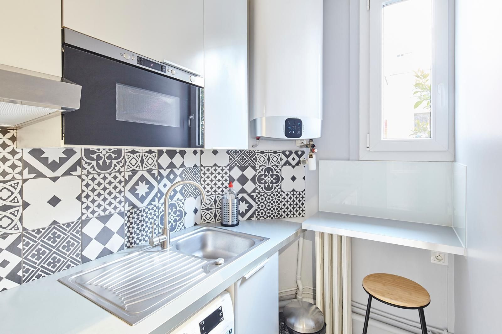 Location Petit Appartement de 27 m² à Louer en Plein Cœur de Paris (loyer tout inclus)