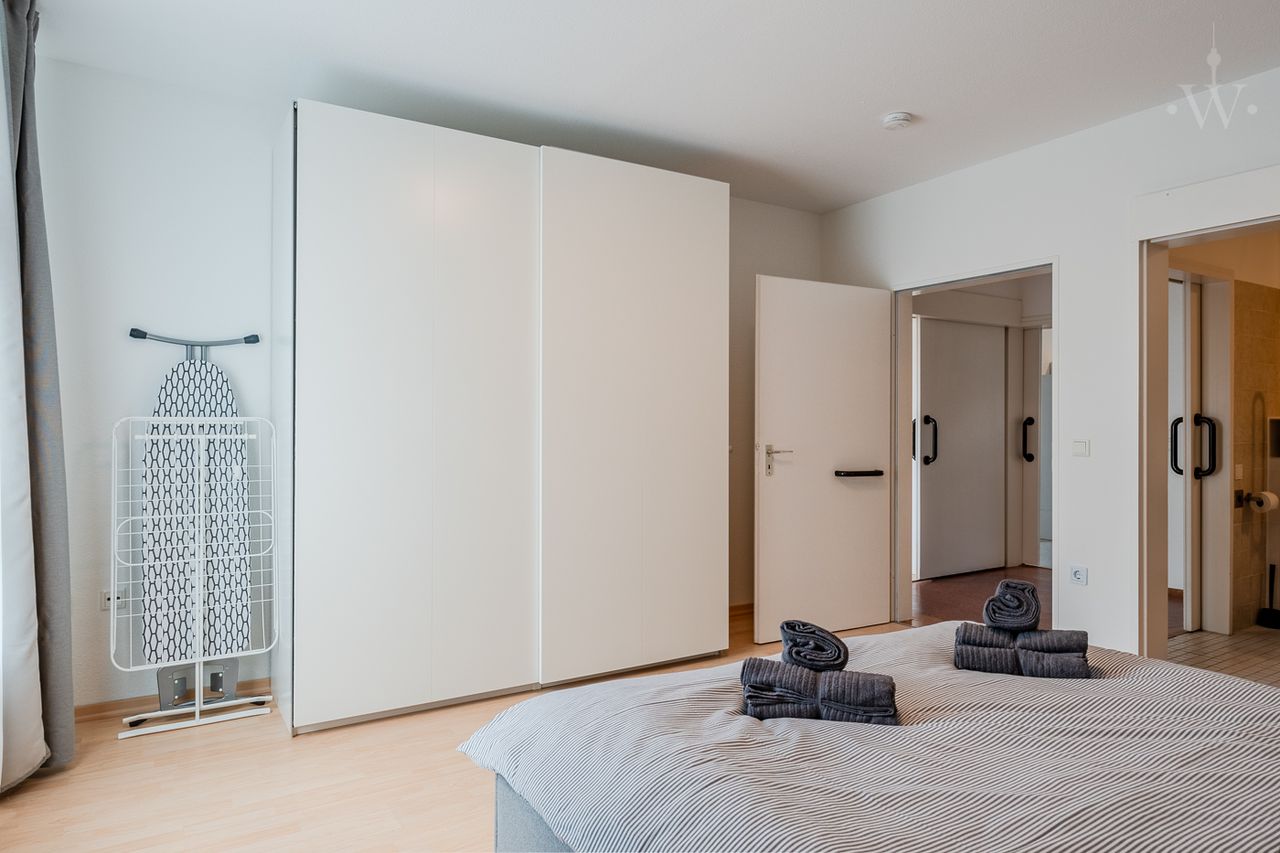 Our wheelchair-accessible and barrier-free 2-room apartment with space for individuality in Berlin Steglitz