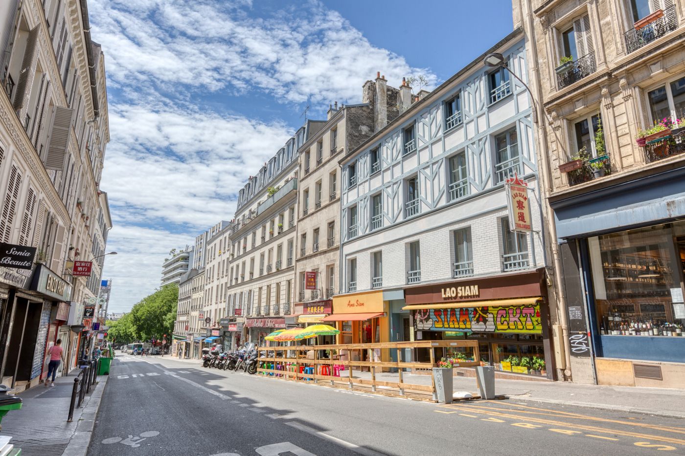 Location Paris 19e – rue de Belleville – Studio lumineux rénové (loyer tout inclus)