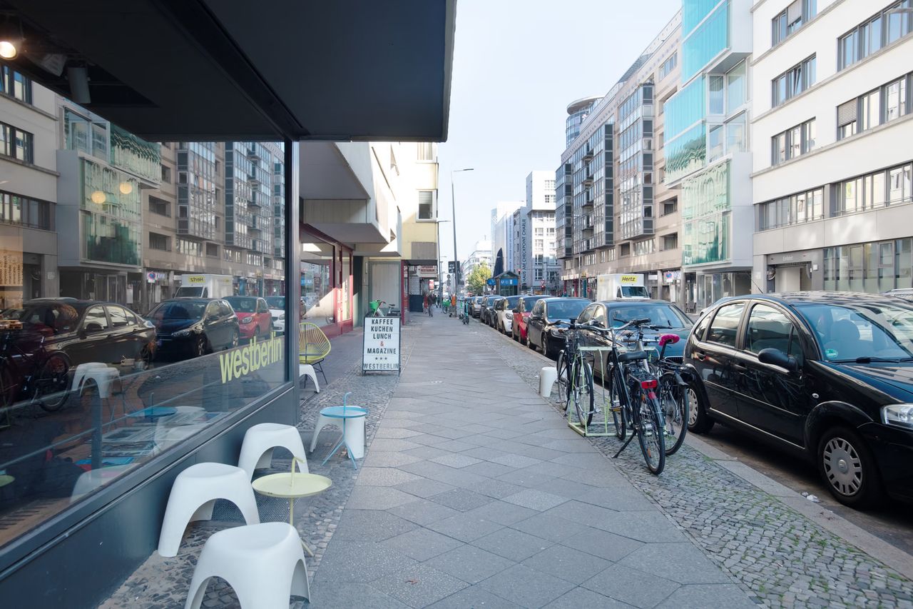 Exceptional Mitte 1BR, Fully Furnished & Equipped