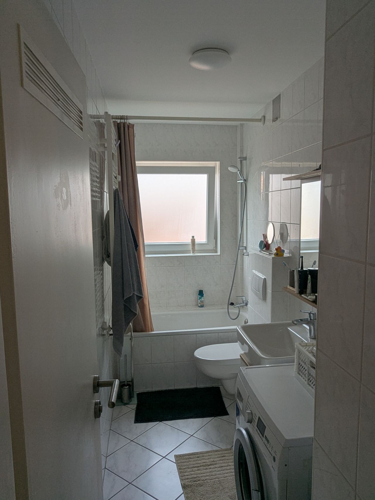 Gemütliche Wohnung auf Zeit (Frankfurt am Main)