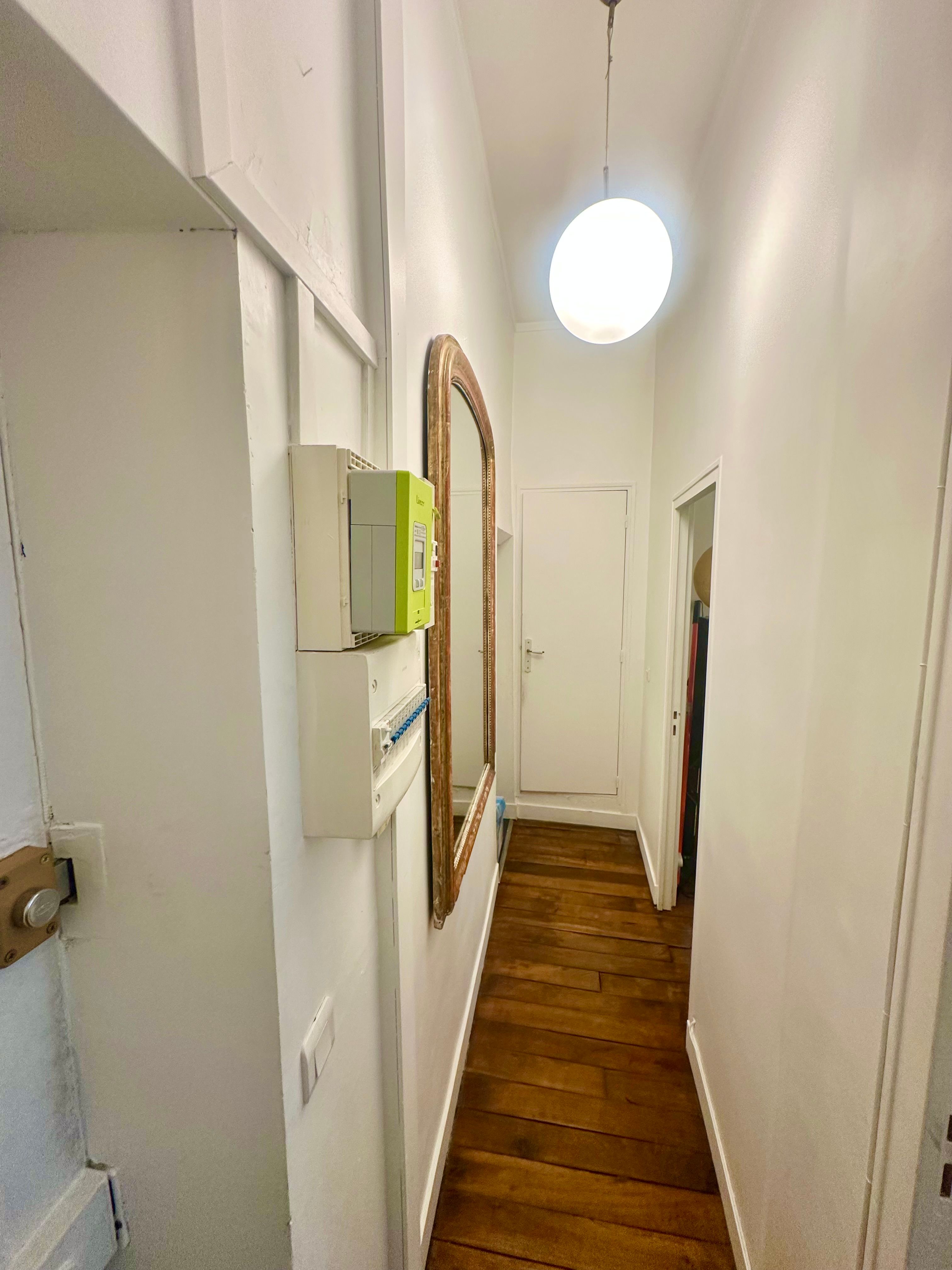 Charmant appartement parisien d'une chambre à Saint-Germain-Des-Prés (loyer tout inclus) Paris