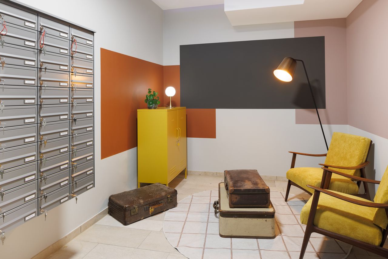 Furnished short-term studio in city centre
