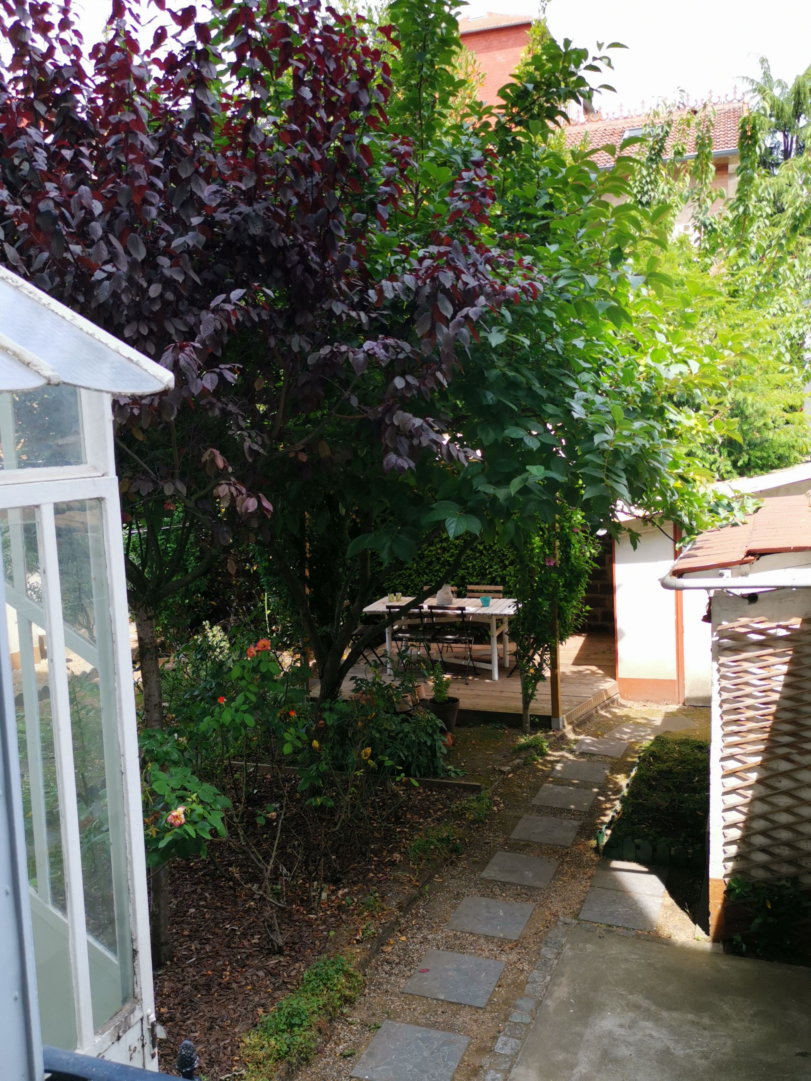 Location Cosy Appartement Familial avec jardin et proche métro (loyer tout inclus)