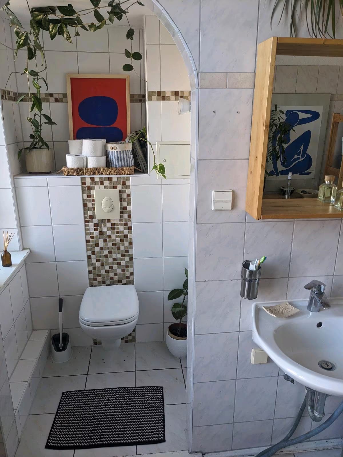 Temporary sublet: 90sqm furnished 2-room apartment with south balcony in Prenzlauer Berg, near S-Bahn Schönhauser Allee