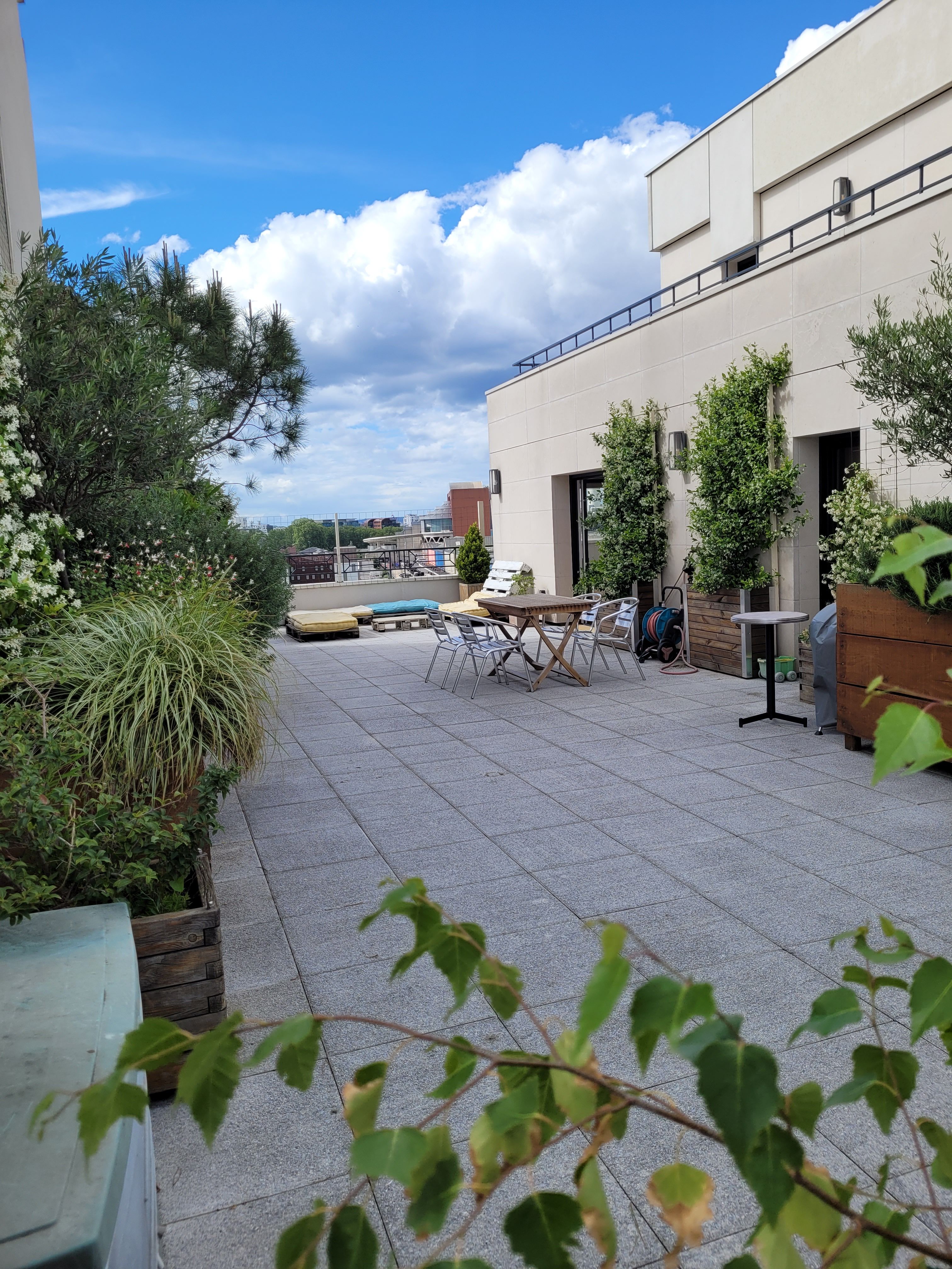 Duplex familial lumineux grande terrasse (loyer tout inclus) Saint-Ouen-sur-Seine