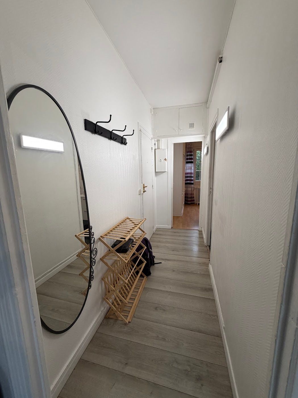 Location Chambre meublée pour fille en appartement avec jardin privé RER A (loyer tout in