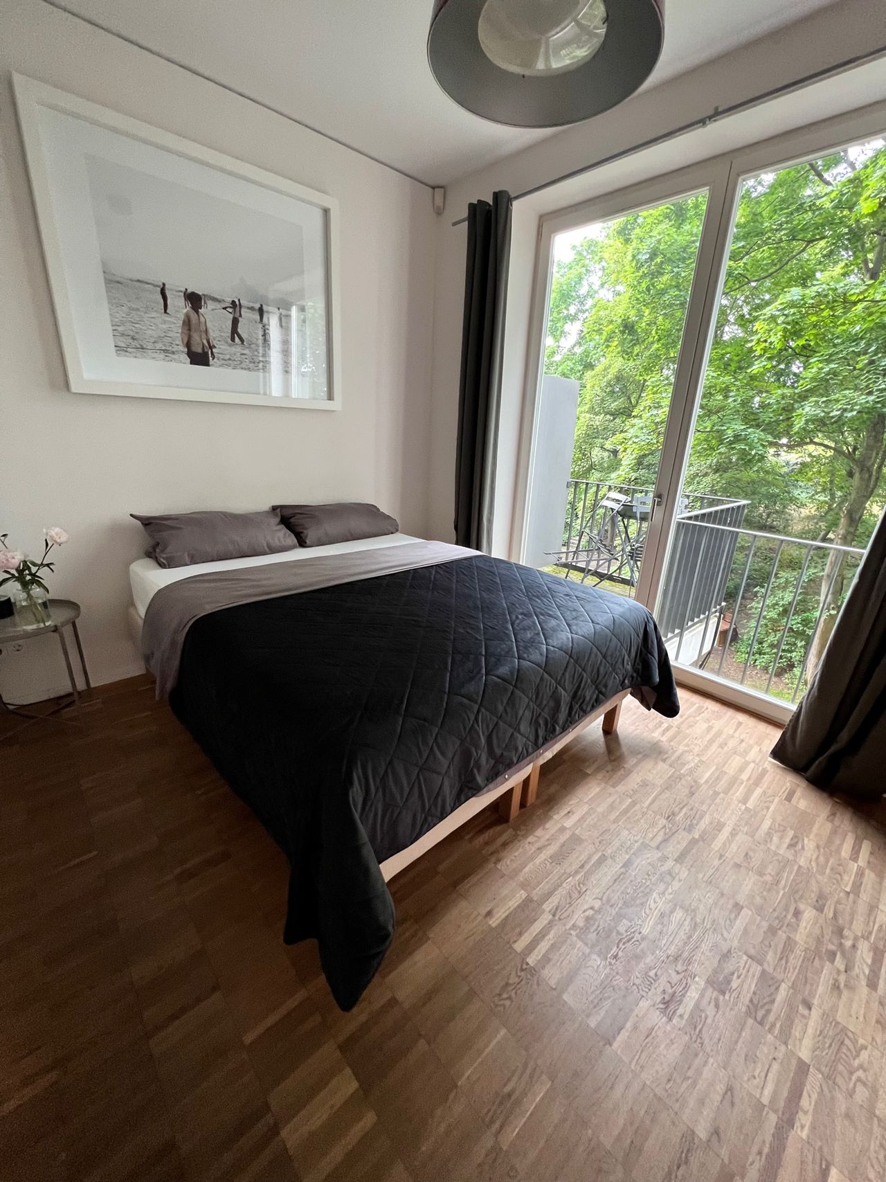 In August: Beautiful holiday apartment close to Alexanderplatz in front of Volkspark Friedrichshain