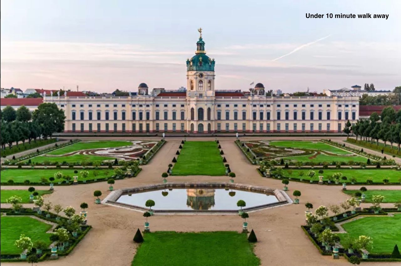 Fully-serviced Park Penthouse in Charlottenburg