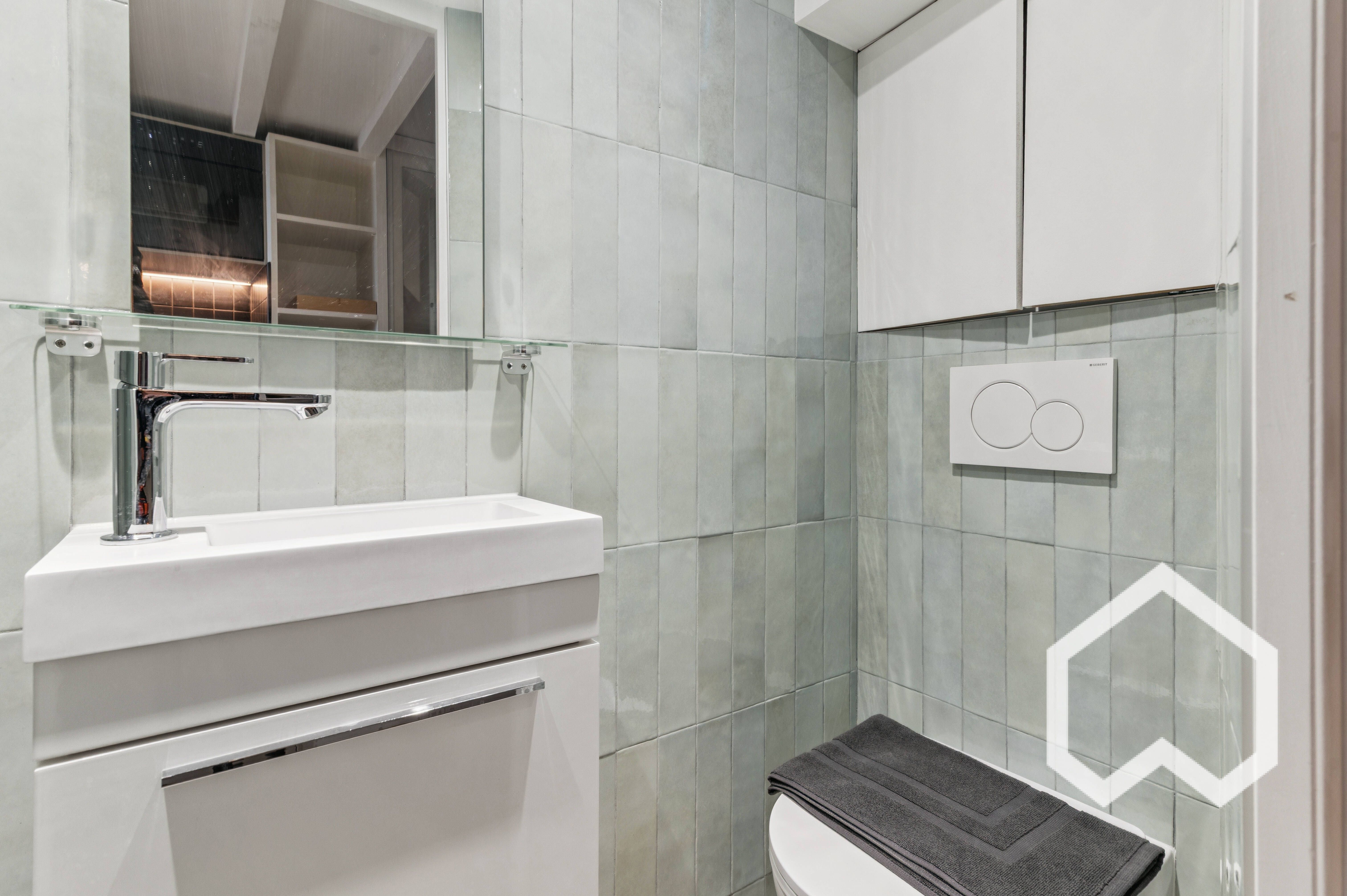 Location Studio 12m² - Quartier Latin - Odéon (loyer tout inclus)