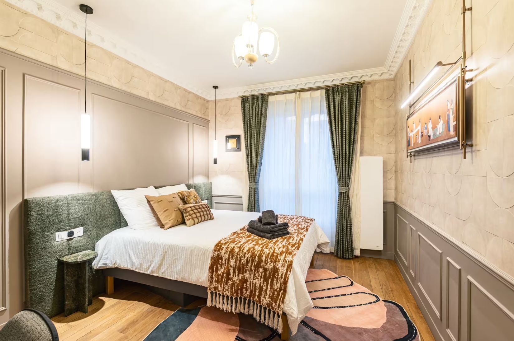 Location Appartement Haussmannien de 4 pièces – 3 Chambres, Paris 15ème (loyer tout inclu