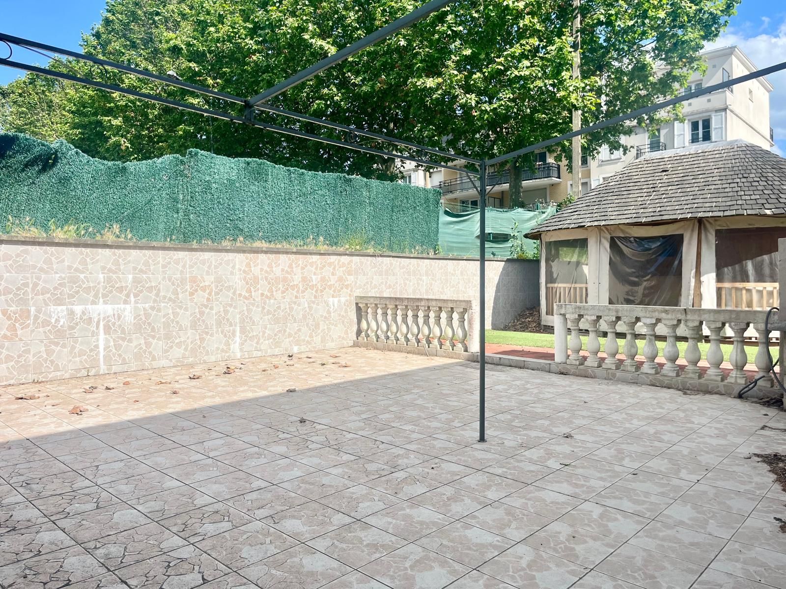 Location chambre encolocation dans une maison spacieuse (loyer tout inclus)