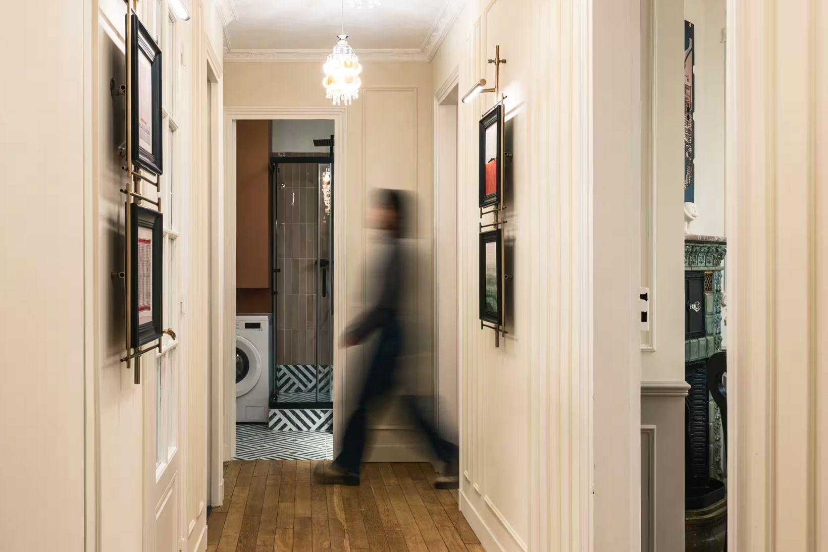 Location Appartement Haussmannien de 4 pièces – 3 Chambres, Paris 15ème (loyer tout inclu