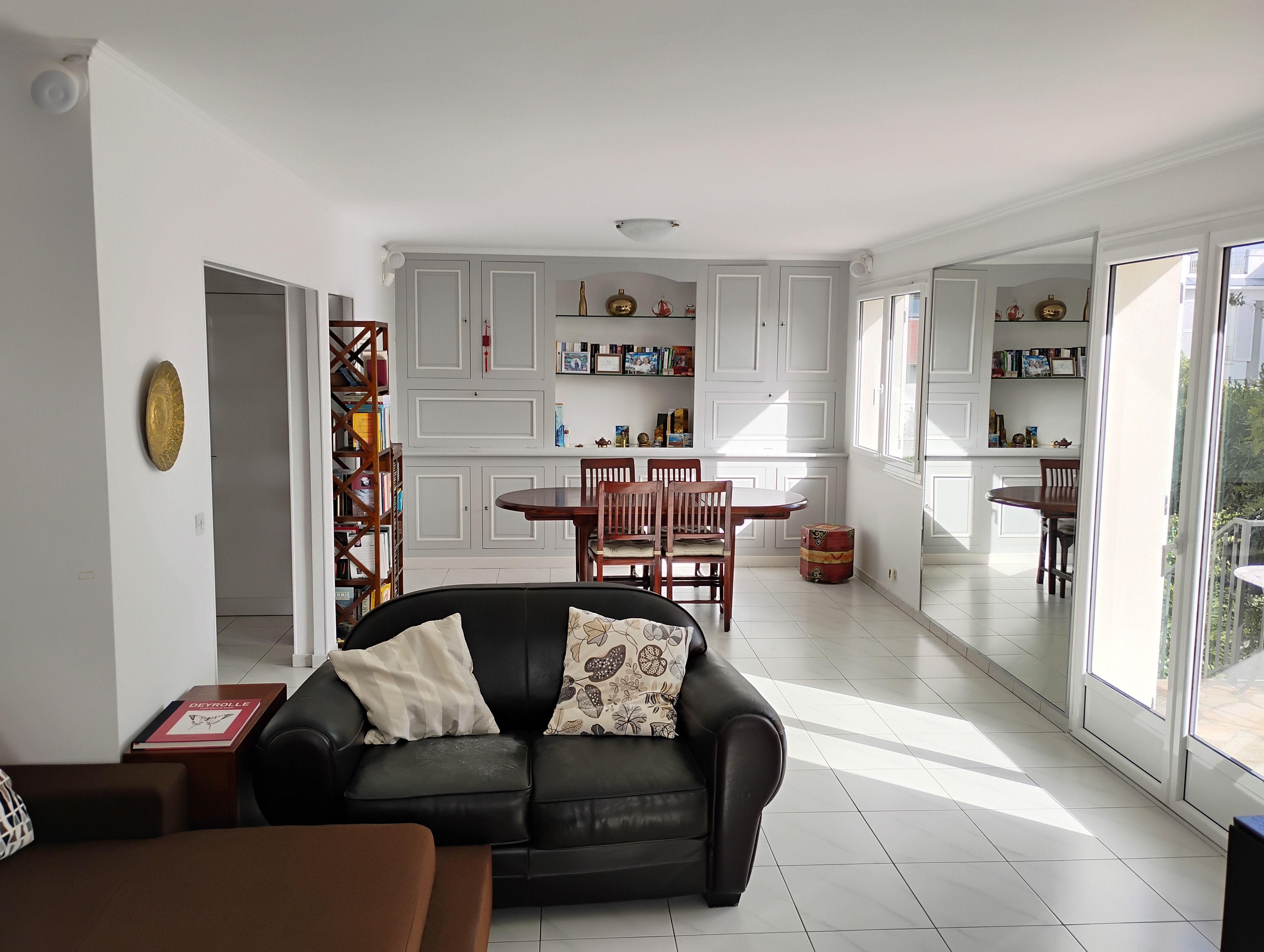 Maison individuelle avec jardin (loyer tout inclus) Suresnes