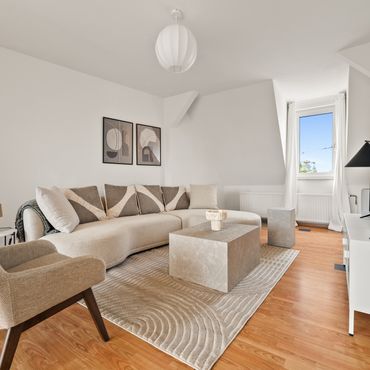 Attractive 2 Bedroom Apartment in Steglitz-Zehlendorf in Zehlendorf