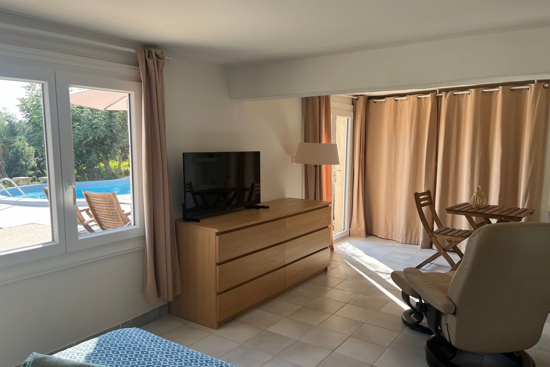 Location Furnished studio near ITER – 7-month lease, move-in ready (Villelaure, Provence 