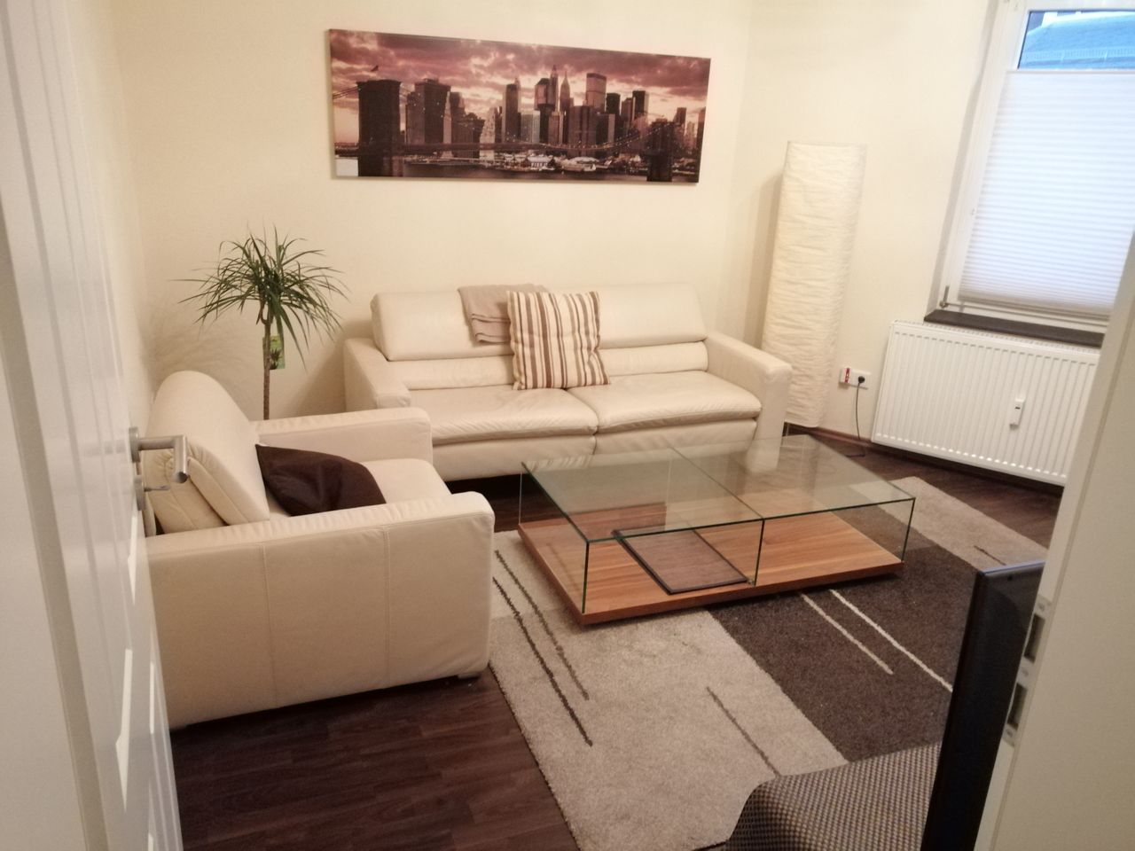 Pretty & neat suite located in Frankfurt am Main