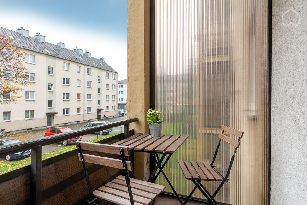 2 room apartment in Düsseldorf Mörsenbroich, quiet location