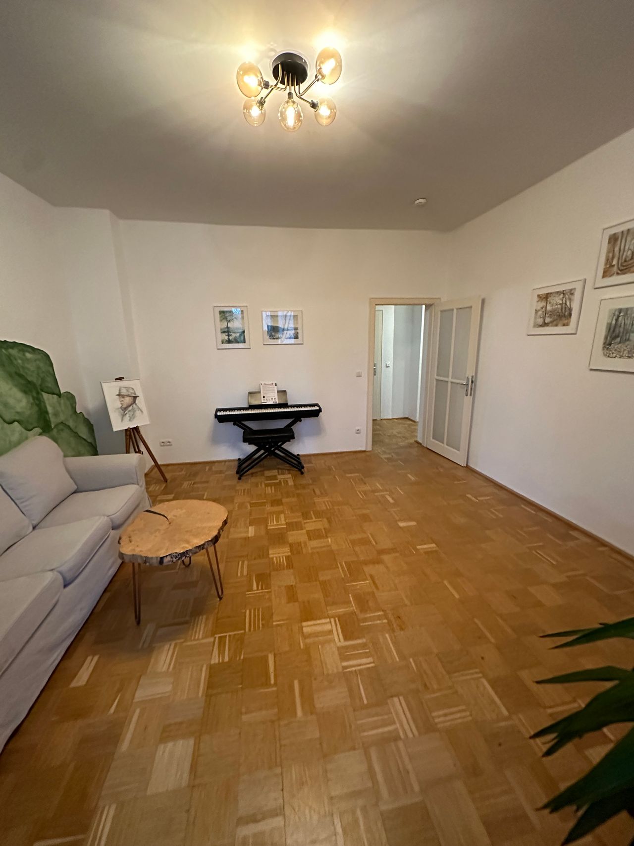 Sublet – Bright, furnished 2-room apartment in Friedrichshain (Samariterkiez)
