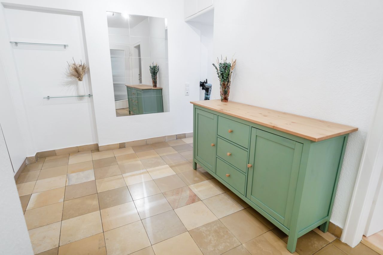 Spacious, quiet and fully renovated apartment