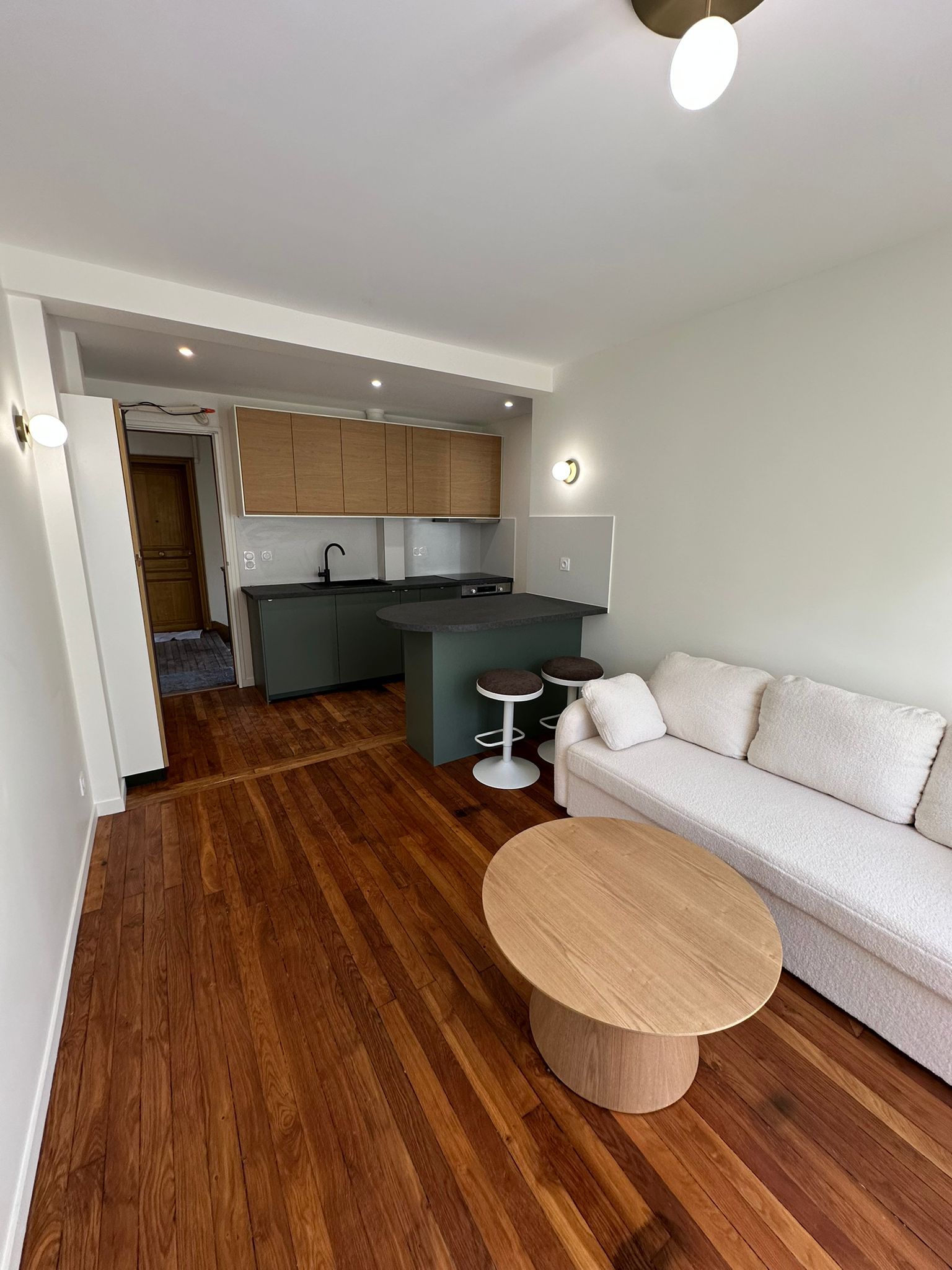 Luxueuse tanière au cœur des Batignolles (Paris 17ᵉ) (loyer tout inclus) Paris