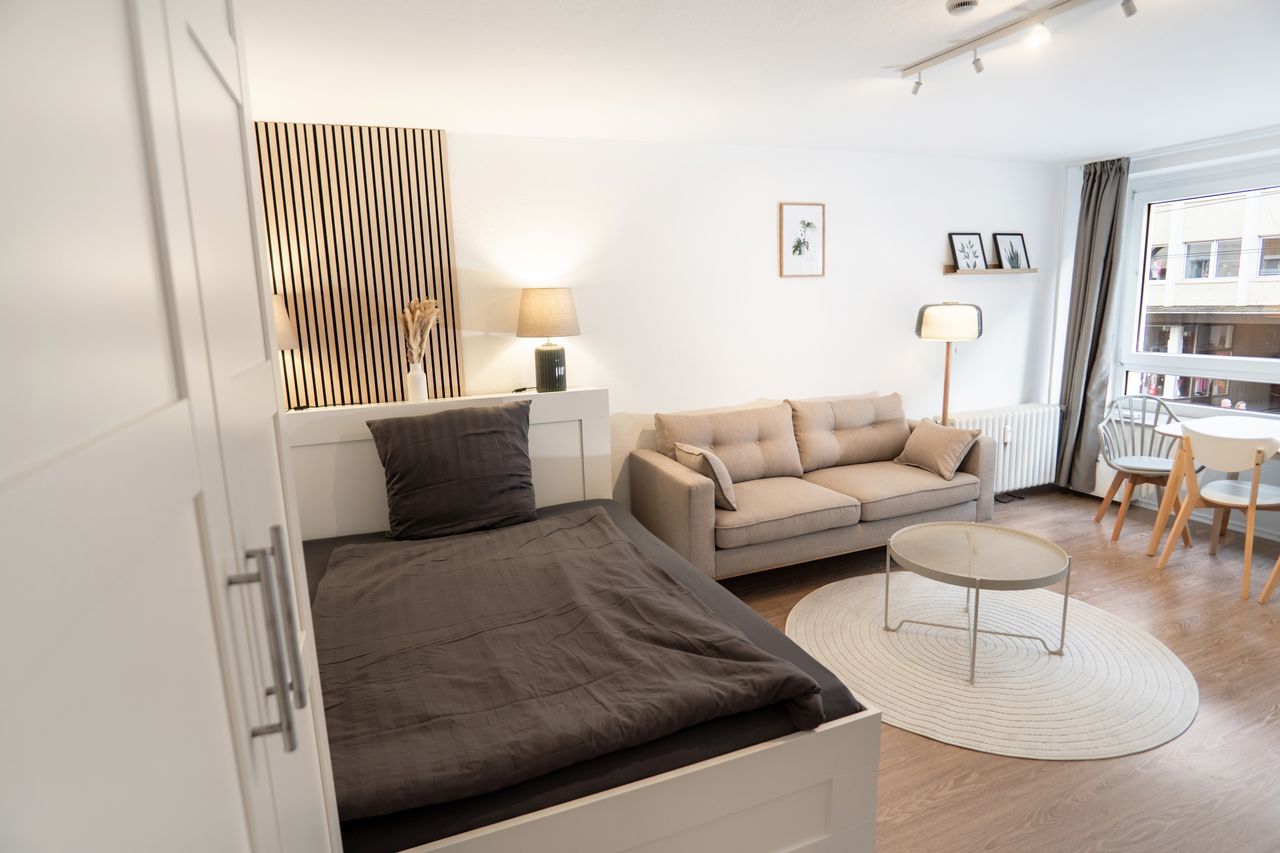Modern and bright apartment in the heart of Düsseldorf